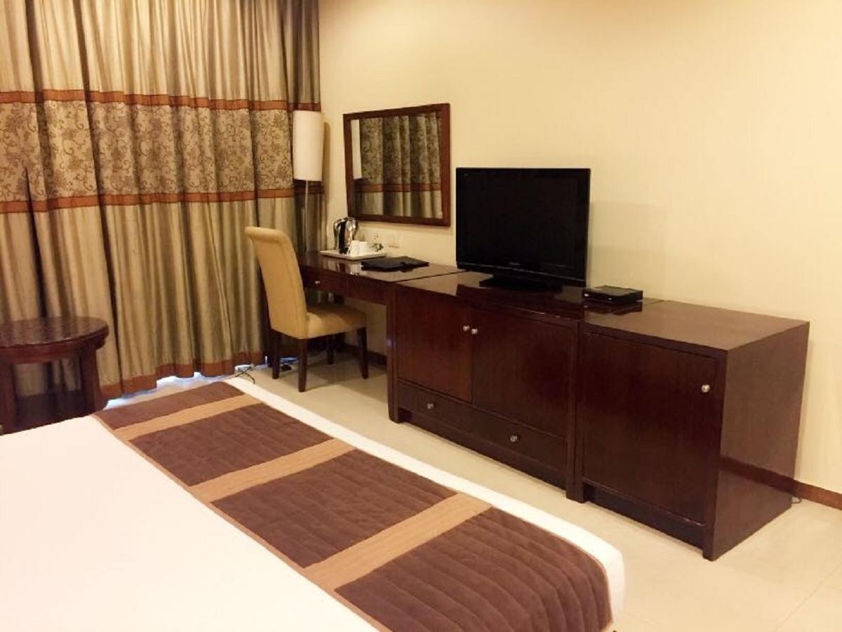 Hotel Vista New Delhi Luaran gambar